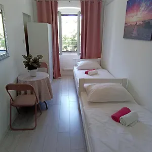  Guest house Soba Arena